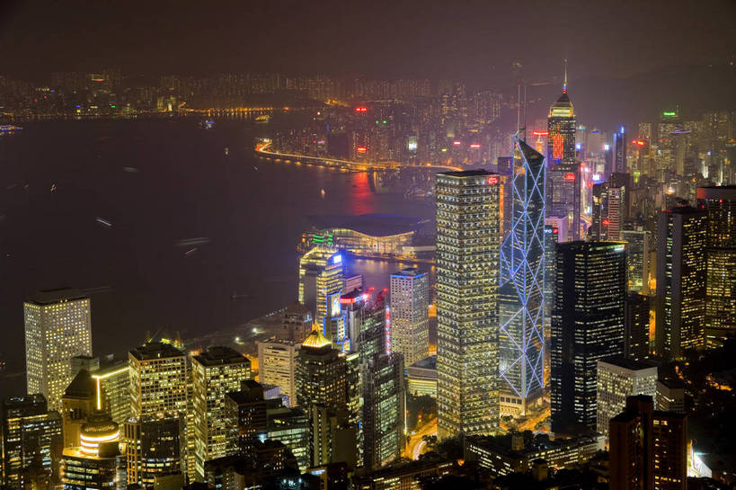 横图,彩色,室外,夜晚,旅游,度假,名胜古迹,标志建筑,地标,建筑,夜景,香港,中国,亚洲,繁华,遗迹,图片,建筑群,古迹,文物,娱乐,建设,现代,古建筑,现代建筑,维多利亚港,享受,休闲,旅游胜地,摩天大厦,放松,摄影,港,古文明,东亚,发展,维多利亚湾,香港特别行政区,港澳台,中华人民共和国,繁荣,维多利亚,发达,维港,彩图,港湾,高楼,海港,bj174