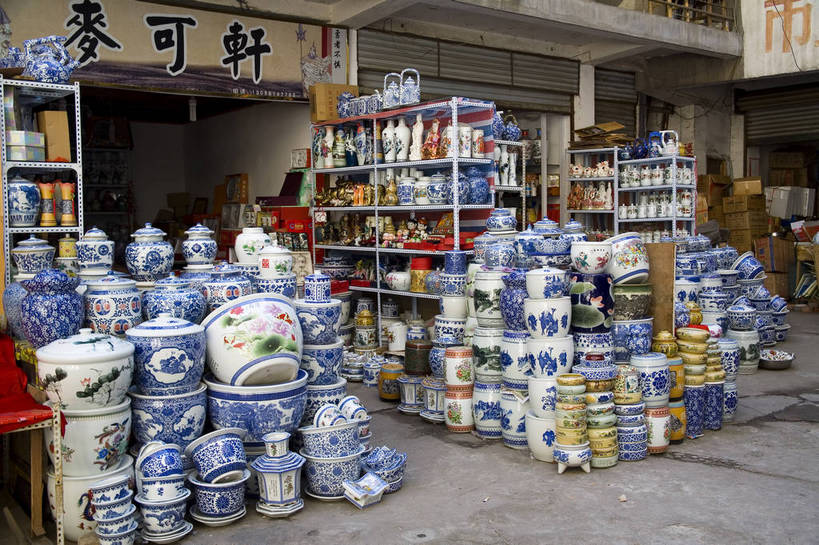 横图,彩色,室外,白天,中国,亚洲,风俗,民俗,瓷器,图片,陶瓷,陶瓷制品,集市,市场,传统,景德镇,民居,工艺品,摄影,人文景观,中国文化,东亚,江西省,中华人民共和国,彩图,bj174