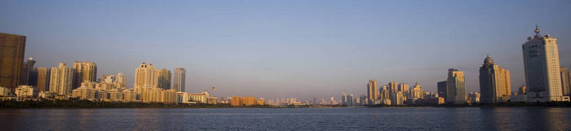 人群,横图,彩色,室外,白天,旅游,度假,商务,美景,水,城市风光,城市,大厦,道路,建筑,路,公路,汽车,中国,亚洲,海边,景观,建筑群,交通,娱乐,现代,厦门,现代建筑,特色,车,天空,海水,绿地,天,享受,休闲,景色,放松,金融,摄影,生活方式,经济,居住,海滨,美好,文明,参观,贸易,东亚,发展,福建省,厦门市,中华人民共和国,繁荣,进步,发达,交流,马路,彩图,观光,旅行,商业,高楼,居住区,海滨城市,bj174