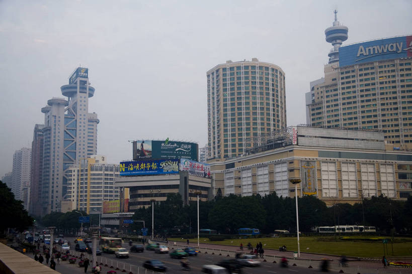 人群,横图,彩色,室外,白天,旅游,度假,商务,美景,水,城市风光,城市,大厦,道路,建筑,路,公路,汽车,中国,亚洲,海边,景观,建筑群,交通,娱乐,现代,厦门,现代建筑,特色,车,天空,海水,绿地,天,享受,休闲,景色,放松,金融,摄影,生活方式,经济,居住,海滨,美好,文明,参观,贸易,东亚,发展,福建省,厦门市,中华人民共和国,繁荣,进步,发达,交流,马路,彩图,观光,旅行,商业,高楼,居住区,海滨城市,bj174