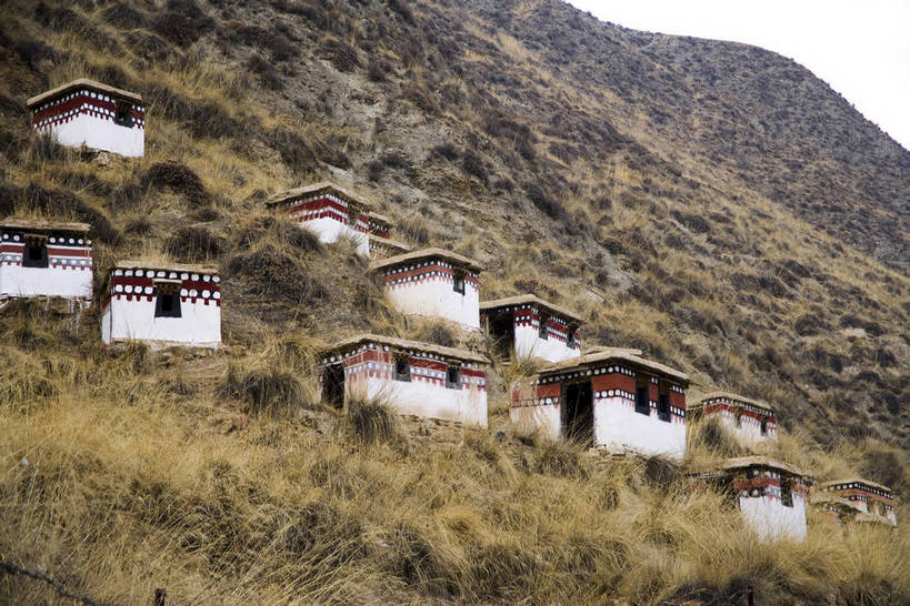 寺庙,横图,彩色,室外,旅游,名胜古迹,标志建筑,地标,建筑,中国,亚洲,朝拜,节日,民俗,图片,文化遗产,建筑群,宏伟,文化,建设,虔诚,祈祷,健康,气派,许愿,摄影,宗教,佛教,信仰,古代建筑,纪念,祈求,祭祀,中国文化,参观,东亚,甘肃省,藏传佛教,拉卜楞寺,中华人民共和国,甘南,释教,夏河,平安,旅行,游览,庙,寺,传统文化,bj174