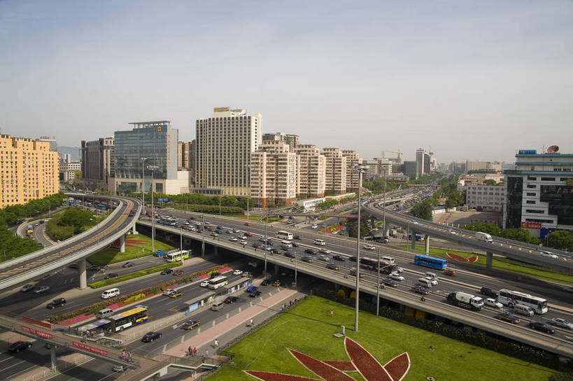 横图,俯视,彩色,室外,白天,旅游,度假,名胜古迹,天际线,城市风光,标志建筑,城市,道路,地标,高速公路,建筑,立交桥,路,公路,汽车,北京,中国,亚洲,遗迹,景观,建筑群,车流,公交车,交通,首都,都市,古迹,文物,娱乐,建设,现代,古建筑,现代建筑,楼宇,享受,休闲,旅游胜地,放松,运输,摄影,经济,古文明,立体交通,东亚,发展,中华人民共和国,繁荣,进步,发达,马路,旅行,高等级公路,bj174