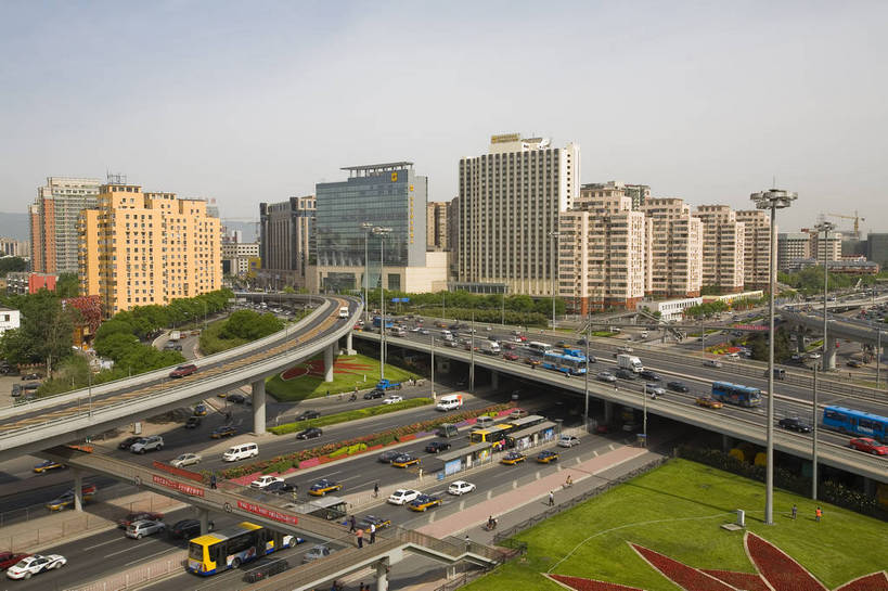 横图,俯视,彩色,室外,白天,旅游,度假,名胜古迹,天际线,城市风光,标志建筑,城市,道路,地标,高速公路,建筑,立交桥,路,公路,汽车,北京,中国,亚洲,遗迹,景观,建筑群,车流,公交车,交通,首都,都市,古迹,文物,娱乐,建设,现代,古建筑,现代建筑,楼宇,享受,休闲,旅游胜地,放松,运输,摄影,经济,古文明,立体交通,东亚,发展,中华人民共和国,繁荣,进步,发达,马路,旅行,高等级公路,bj174