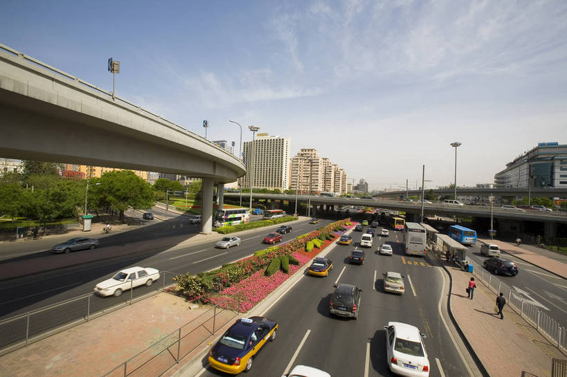 横图,彩色,室外,白天,旅游,度假,名胜古迹,天际线,城市风光,标志建筑,城市,道路,地标,高速公路,建筑,立交桥,路,公路,汽车,北京,中国,亚洲,遗迹,景观,建筑群,车流,公交车,交通,首都,都市,古迹,文物,娱乐,建设,现代,古建筑,现代建筑,楼宇,享受,休闲,旅游胜地,放松,运输,摄影,经济,古文明,立体交通,东亚,发展,中华人民共和国,繁荣,进步,发达,马路,旅行,高等级公路,bj174