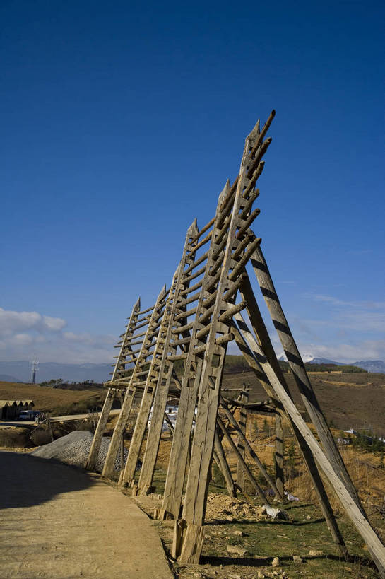 竖图,彩色,室外,白天,旅游,标志建筑,地标,建筑,香格里拉,中国,亚洲,民俗,景观,文化遗产,古城,建筑群,古典,建设,迪庆,云南,民居,特色,古镇,远景,景色,竖,摄影,人文景观,矗立,中国文化,耸立,东亚,松赞林寺,中华人民共和国,挺立,民族建筑,古代文明,旅行,传统文化,bj174