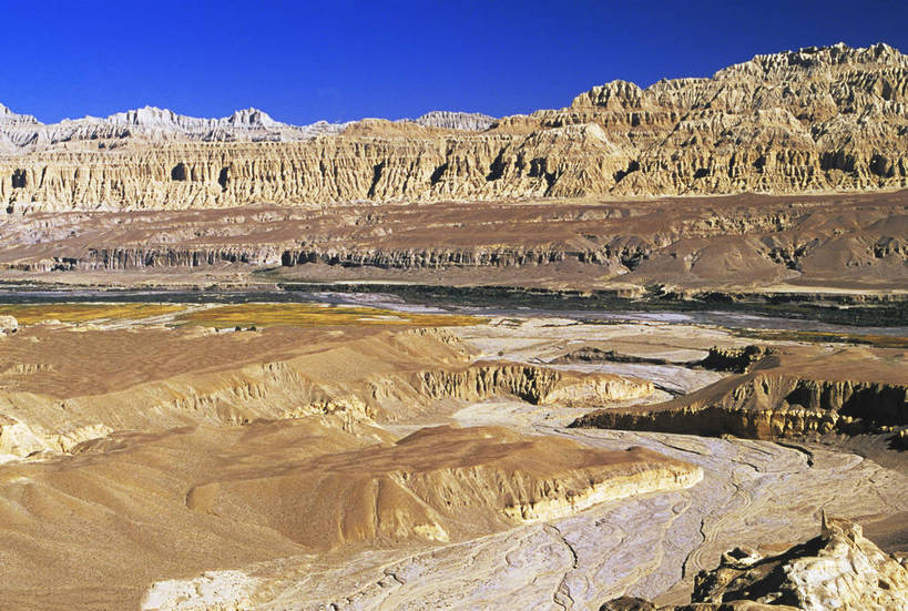 横图,彩色,室外,白天,旅游,度假,荒凉,名胜古迹,标志建筑,地标,建筑,中国,亚洲,遗迹,壮观,景观,文化遗产,古城,古迹,文物,娱乐,建设,古建筑,西藏,蓝天,享受,休闲,远景,旅游胜地,放松,摄影,人文景观,古代建筑,雄伟,空旷,古堡,古文明,东亚,地貌,中华人民共和国,阿里,古代文明,旅行,地质,古格王朝遗址,bj174