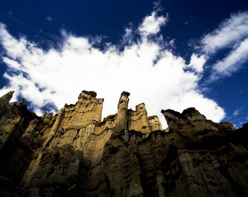 横图,白天,仰视,中国,亚洲,云南,白云,蓝天,摄影,晴朗,东亚,土林,中华人民共和国,彩图,元谋,bj174