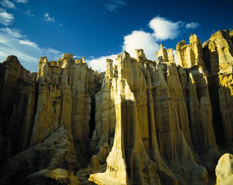 横图,石头,山脉,中国,亚洲,云南,白云,蓝天,摄影,东亚,土林,中华人民共和国,彩图,元谋,bj174