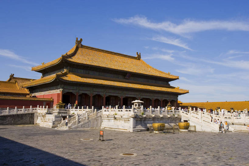 故宫,宫殿,栏杆,横图,彩色,室外,白天,旅游,度假,名胜古迹,标志建筑,地标,建筑,北京,中国,亚洲,风俗,遗迹,扶手,图片,文化遗产,建筑群,古典,古迹,历史,文化,文物,娱乐,建设,传统,古建筑,护栏,台阶,蓝天,紫禁城,享受,休闲,石阶,旅游胜地,放松,精神,摄影,古代建筑,皇帝,权威,象征,高贵,古文明,东亚,中华人民共和国,权力,统治,威严,权势,乾清宫,古代文明,制度,天子,九五之尊,圣上,统治者,陛下,官家,势力,旅行,传统文化,bj174