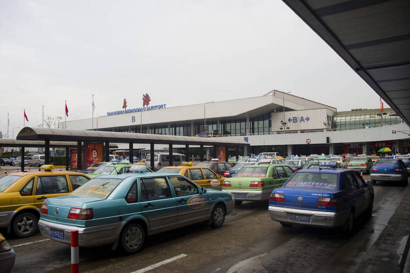 机场,横图,室外,白天,出租车,上海,中国,亚洲,排队,虹桥机场,等候,东亚,中华人民共和国,bj174