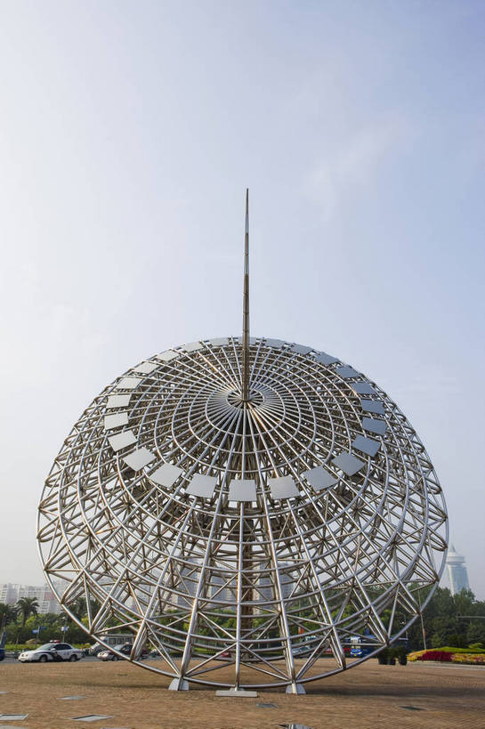 竖图,彩色,室外,特写,白天,旅游,度假,仪器,名胜古迹,标志建筑,地标,建筑,上海,中国,亚洲,局部,遗迹,科学,景观,古迹,文物,娱乐,建设,古建筑,地标建筑,享受,休闲,旅游胜地,放松,竖,摄影,部分,科技馆,日晷,古文明,东亚,中华人民共和国,旅行,bj174