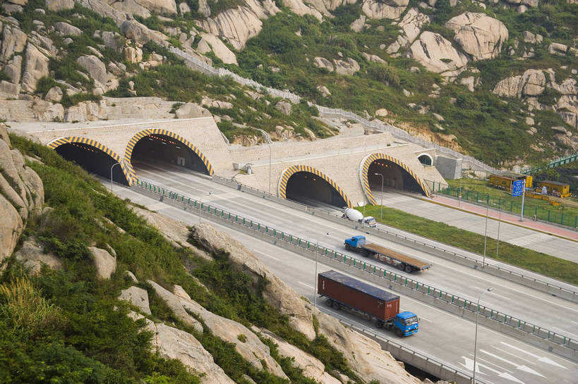 横图,彩色,室外,特写,白天,道路,高速公路,上海,中国,亚洲,入口,隧道,交通,浙江,浙江省,运输,摄影,东亚,洋山港,洋山深水港,中华人民共和国,华东地区,浙,舟山,舟山市,深水港,崎岖列岛,嵊泗县,洋山镇,洋山港区,bj174