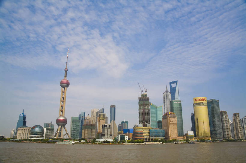 横图,全景,彩色,室外,白天,办公楼,河流,大厦,建筑,上海,中国,亚洲,东方明珠,黄浦江,金茂大厦,浦东,白云,蓝天,外滩,远景,摩天大厦,摄影,环球金融中心,电视塔,金融中心,东亚,中华人民共和国,江,大楼,bj174