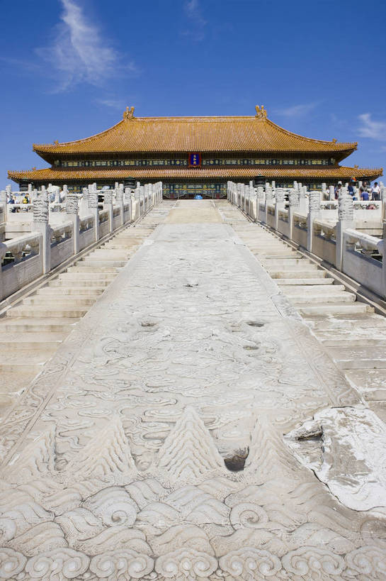 故宫,竖图,室外,白天,正面,建筑,北京,中国,亚洲,装饰,雕刻,历史,古代,白云,天空,中国文化,东亚,中华人民共和国,古远,皇家,传统文化,bj174