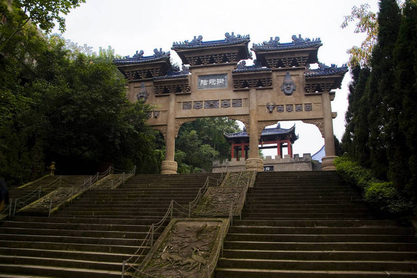 无人,横图,彩色,室外,白天,旅游,度假,名胜古迹,标志建筑,地标,建筑,雕塑,中国,亚洲,遗迹,雕像,建筑群,古典,古迹,文物,娱乐,建设,古建筑,享受,休闲,旅游胜地,放松,摄影,四川省,中国文化,古文明,东亚,中华人民共和国,旅行,丰都,丰都鬼城,传统文化,bj174