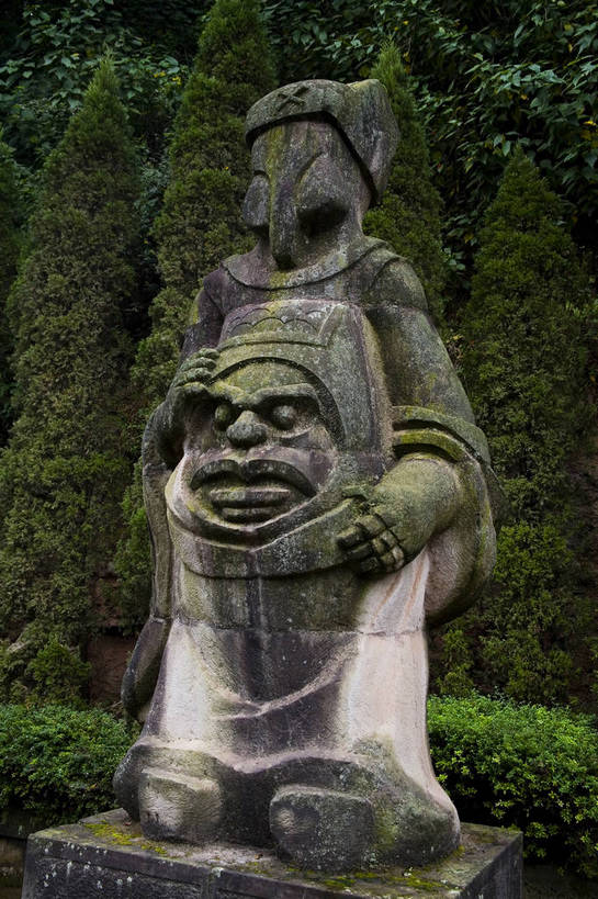 无人,竖图,彩色,室外,白天,旅游,度假,名胜古迹,标志建筑,地标,建筑,雕塑,中国,亚洲,遗迹,雕像,建筑群,古典,古迹,文物,娱乐,建设,古建筑,享受,休闲,旅游胜地,放松,竖,摄影,四川省,中国文化,古文明,东亚,中华人民共和国,旅行,丰都,丰都鬼城,传统文化,bj174