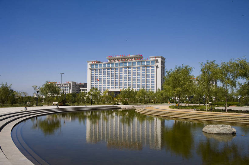 无人,广场,横图,彩色,室外,特写,白天,旅游,度假,美景,城市风光,城市,建筑,中国,亚洲,景观,水池,娱乐,现代建筑,人民广场,享受,休闲,景色,放松,摄影,东亚,宁夏,银川,中华人民共和国,旅行,bj174