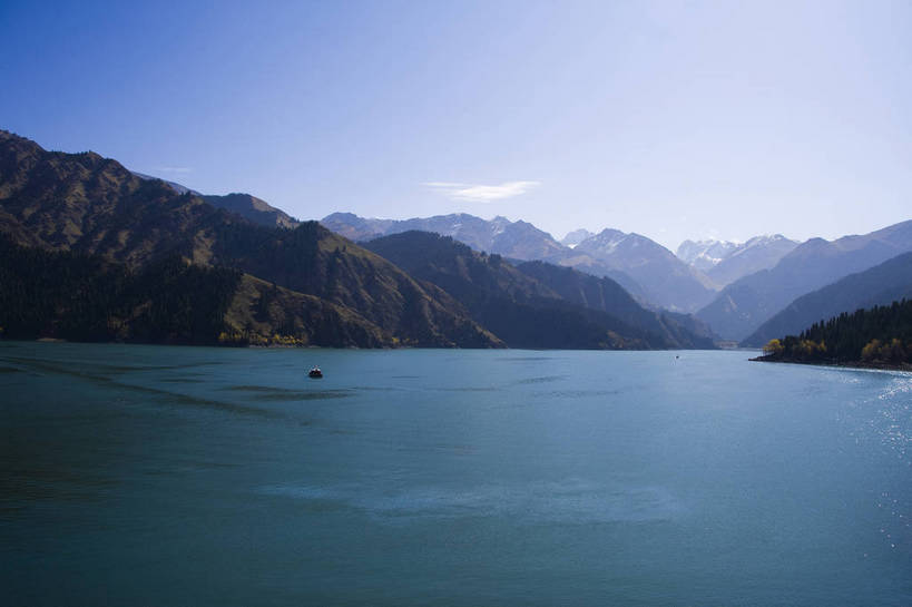 无人,横图,彩色,室外,白天,旅游,度假,名胜古迹,山,水,标志建筑,地标,建筑,中国,亚洲,遗迹,水池,古迹,文物,娱乐,建设,古建筑,风景,享受,休闲,旅游胜地,放松,摄影,自然风光,古文明,东亚,天池,天山,乌鲁木齐,新疆,中华人民共和国,旅行,bj174