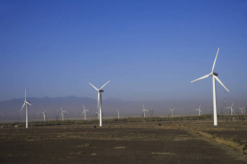 无人,工厂,横图,彩色,室外,白天,旅游,机器,技术,科技,风车,中国,亚洲,环保,电力,科学,景观,电能,设备,机械,发电厂,发电站,工业,摄影,能源,电,电源,回收,资源,能量,利用,低碳,东亚,循环,新疆,电厂,中华人民共和国,持续,叶片,旅行,制造厂,生产工厂,风电厂,风力发电厂,达坂城,bj174