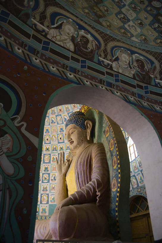 无人,竖图,彩色,室内,特写,白天,旅游,度假,名胜古迹,标志建筑,地标,建筑,中国,亚洲,遗迹,佛像,文化遗产,古迹,文物,娱乐,建设,佛,古建筑,壁画,享受,休闲,旅游胜地,放松,竖,摄影,人文景观,古代建筑,古堡,中国文化,古文明,东亚,火焰山,吐鲁番,新疆,中华人民共和国,新疆维吾尔自治区,西北地区,旅行,火洲,吐鲁番地区,新,阿斯塔那古墓群,bj174