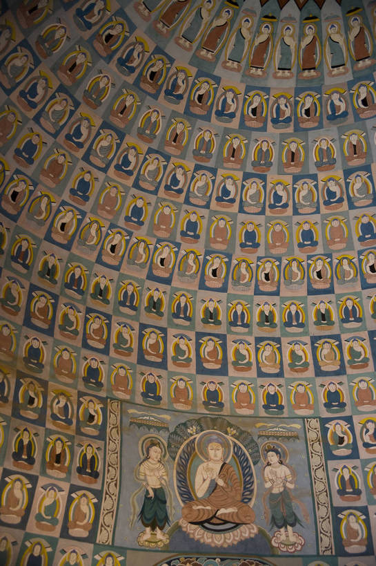 无人,竖图,彩色,室内,特写,白天,旅游,度假,名胜古迹,标志建筑,地标,建筑,中国,亚洲,遗迹,佛像,文化遗产,古迹,文物,娱乐,建设,佛,古建筑,壁画,享受,休闲,旅游胜地,放松,竖,摄影,人文景观,古代建筑,古堡,中国文化,古文明,东亚,火焰山,吐鲁番,新疆,中华人民共和国,新疆维吾尔自治区,西北地区,旅行,火洲,吐鲁番地区,新,阿斯塔那古墓群,bj174