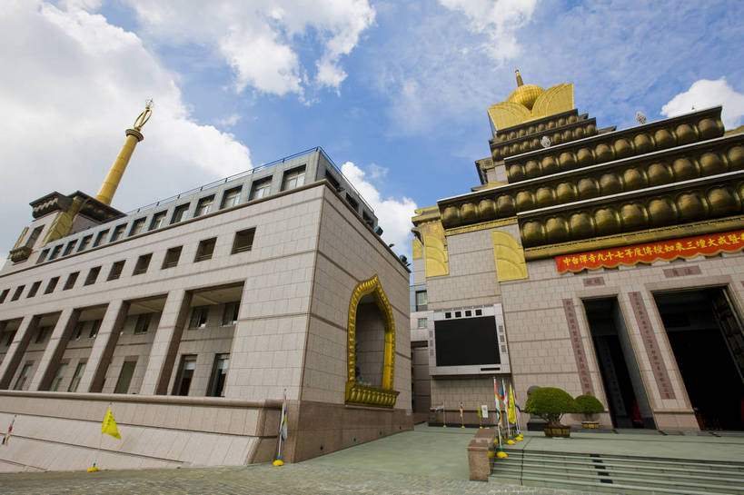 无人,横图,彩色,室外,白天,旅游,度假,名胜古迹,标志建筑,地标,建筑,台湾,中国,亚洲,遗迹,古迹,文物,娱乐,建设,古建筑,白云,蓝天,享受,休闲,旅游胜地,放松,摄影,古文明,东亚,南投县,港澳台,中华人民共和国,台湾省,台中市,南投,旅行,台,埔里镇,中台禅寺,bj174