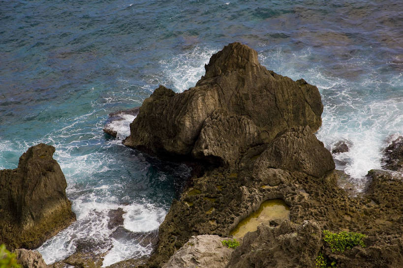 无人,公园,横图,彩色,室外,特写,白天,旅游,度假,礁石,名胜古迹,标志建筑,地标,建筑,台湾,中国,亚洲,遗迹,海岸,古迹,文物,娱乐,建设,古建筑,蓝天,享受,休闲,旅游胜地,放松,摄影,海滨,古文明,东亚,垦丁国家公园,屏东县,港澳台,中华人民共和国,台湾省,海,旅行,屏,屏东,屏县,恒春半岛,珊瑚礁岛,台,猫鼻头,bj174