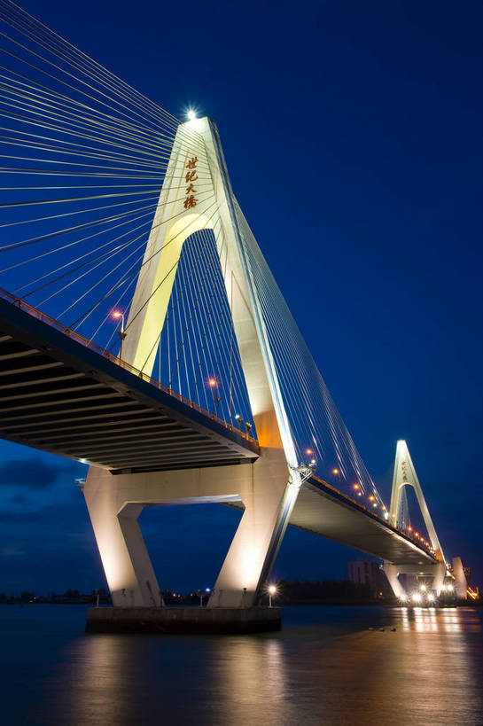 无人,竖图,彩色,室外,特写,旅游,城市风光,大桥,建筑,夜景,中国,亚洲,景观,桥,灯光,跨海大桥,现代建筑,海南,天空,灿烂,旅游胜地,竖,摄影,海南省,海滨,东亚,中华人民共和国,华南地区,省会,海口,海口市,琼,旅行,海口世纪大桥,龙华区,世纪大桥,bj174