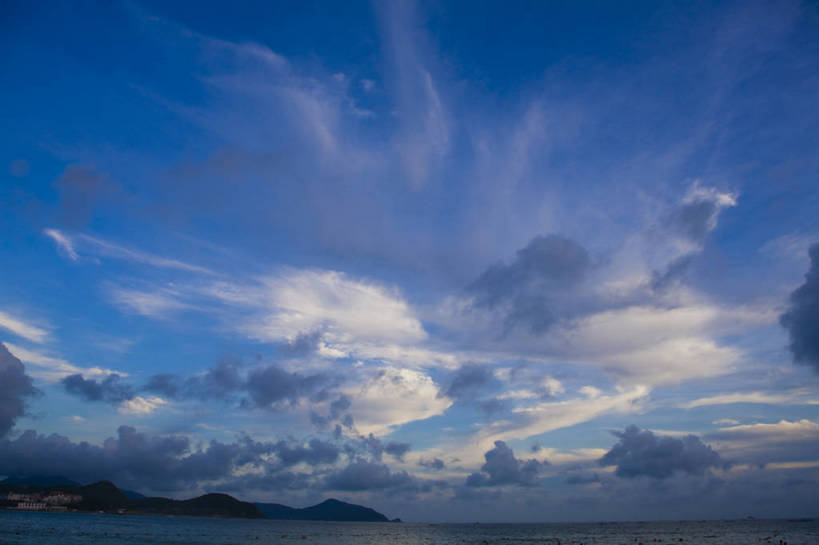 横图,彩色,室外,白天,旅游,沙滩,三亚,中国,亚洲,云,海南,天空,休闲,旅游胜地,摄影,海南省,海滨,东亚,三亚市,中华人民共和国,华南地区,琼,海,海滩,旅行,大东海,bj174