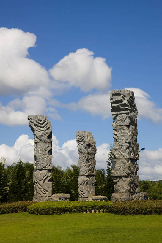 无人,竖图,彩色,室外,特写,白天,旅游,树林,三亚,中国,亚洲,雕刻,石柱,海南,旅游胜地,竖,摄影,度假村,东亚,中华人民共和国,旅行,亚龙湾,bj174