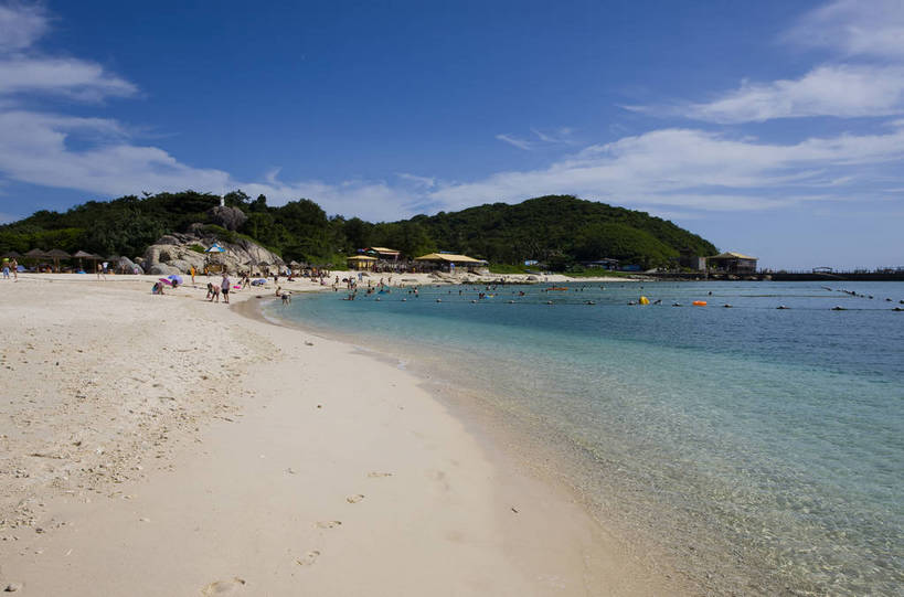 横图,彩色,室外,白天,旅游,沙滩,三亚,中国,亚洲,云,海南,天空,休闲,旅游胜地,摄影,海滨,东亚,中华人民共和国,海,海滩,旅行,蜈支洲岛,bj174