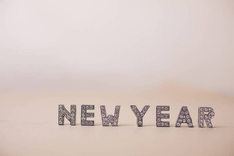 无人,横图,彩色,室内,静物,中国,新年,许多,追赶,节日,艺术,英文,图片,字母,艺术品,很多,文化,物品,装饰品,饰品,工艺品,多个,摄影,陈列,东亚,影棚拍摄,bj174