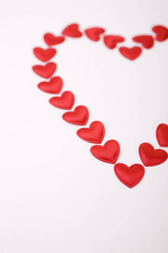 无人,竖图,彩色,室内,静物,中国,情人节,许多,节日,图案,图片,图形,很多,文化,物品,装饰品,饰品,多个,心形,竖,摄影,陈列,东亚,红心,影棚拍摄,bj174