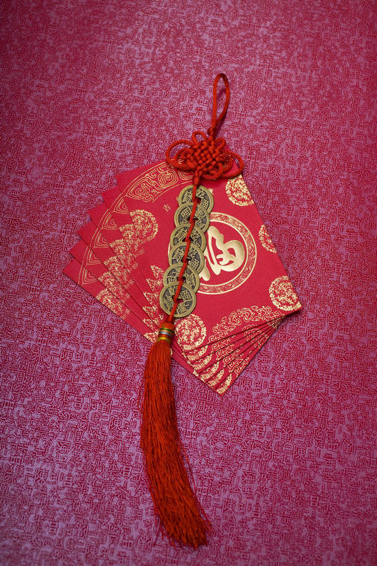 无人,竖图,彩色,室内,钱,静物,中国,春节,许多,风俗,节日,庆祝,民俗,图片,信封,很多,文化,中国结,多个,庆典,恭喜,竖,摄影,红包,礼品,纪念,铜板,中国文化,祝贺,陈列,祝愿,东亚,铜钱,压岁钱,民风,习气,习惯,红封包,影棚拍摄,传统文化,利市,利市封,利事,利事封,利是,利是封,bj174