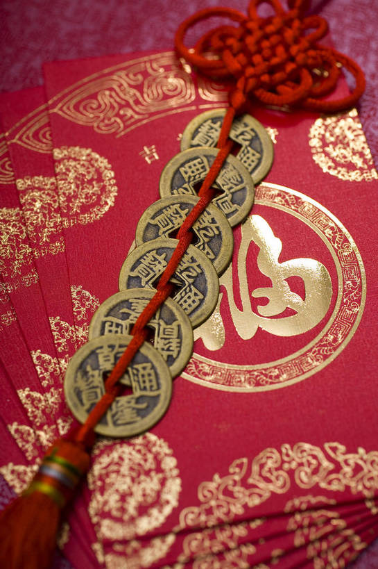 无人,竖图,彩色,室内,钱,静物,中国,春节,许多,风俗,节日,庆祝,民俗,图片,信封,很多,文化,中国结,多个,庆典,恭喜,竖,摄影,红包,礼品,纪念,铜板,中国文化,祝贺,陈列,祝愿,东亚,铜钱,压岁钱,民风,习气,习惯,红封包,影棚拍摄,传统文化,利市,利市封,利事,利事封,利是,利是封,bj174