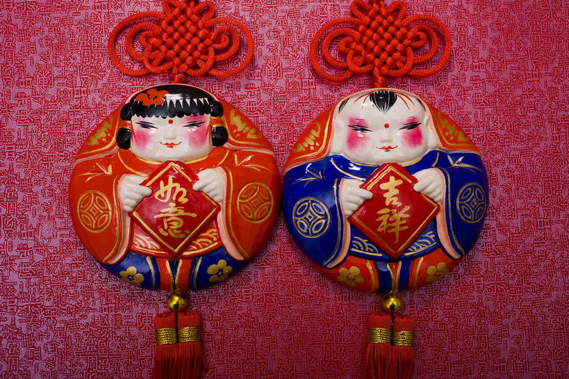 无人,横图,彩色,室内,静物,中国,人偶,图片,艺术品,装饰品,两个,饰品,中国结,摄影,中国文化,东亚,影棚拍摄,传统文化,传统节日,bj174