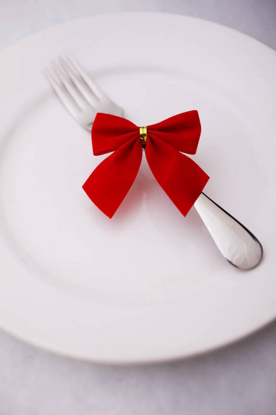 无人,竖图,彩色,室内,静物,中国,叉子,图片,艺术品,装饰品,两个,盘子,蝴蝶结,竖,摄影,礼品,东亚,影棚拍摄,bj174