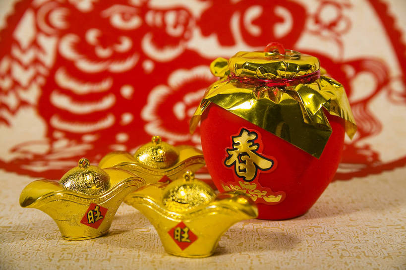 无人,横图,彩色,室内,静物,中国,许多,节日,艺术,罐,图片,艺术品,很多,文化,物品,装饰品,饰品,工艺品,剪纸,多个,财富,摄影,东亚,影棚拍摄,元宝,bj174