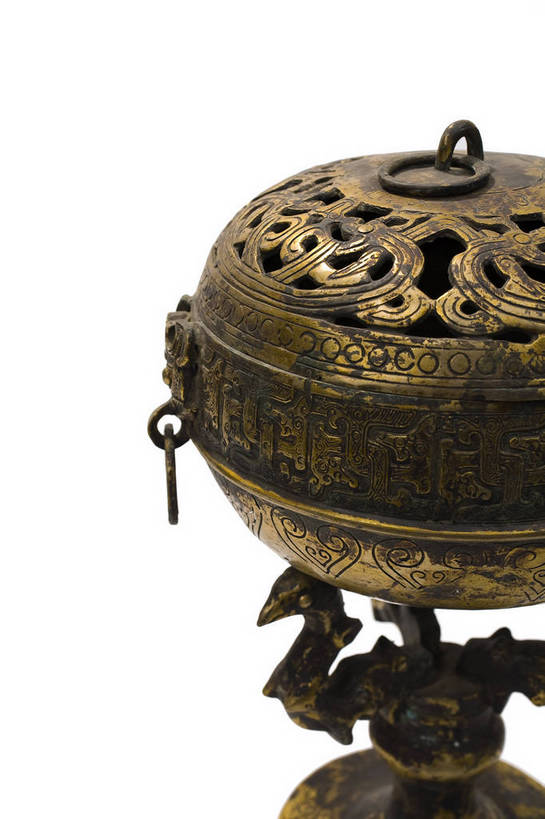 竖图,彩色,静物,中国,雕刻,图片,香炉,文化遗产,艺术品,历史,文物,装饰品,古代,一个,摄影,单个,古董,中国文化,东亚,熏香炉,青铜器,古远,古代文明,美术工艺,影棚拍摄,精油炉,香精炉,香熏炉,香薰炉,传统文化,bj174