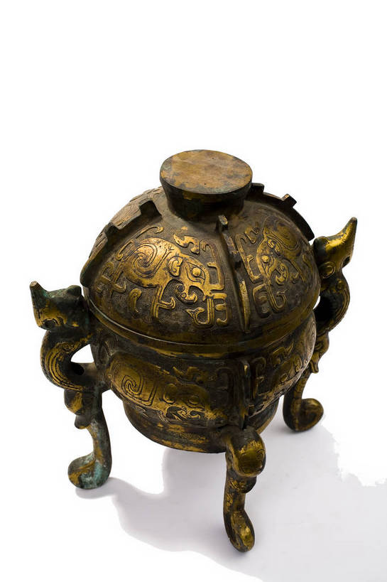 竖图,彩色,静物,金属制品,中国,金属,雕刻,图片,文化遗产,艺术品,历史,文物,装饰品,古代,一个,摄影,单个,古董,中国文化,东亚,青铜,青铜器,古远,古代文明,美术工艺,影棚拍摄,传统文化,青铜制品,伯簋,bj174