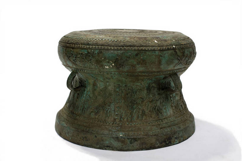 横图,彩色,静物,中国,雕刻,图片,文化遗产,鼓,乐器,艺术品,历史,文物,装饰品,古代,一个,摄影,单个,古董,打击乐器,中国文化,东亚,青铜器,古远,古代文明,美术工艺,影棚拍摄,传统文化,铜鼓,bj174