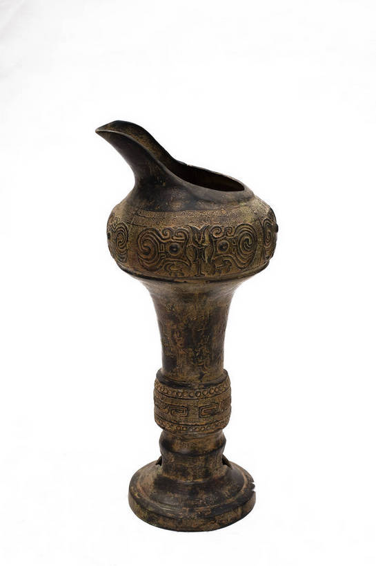 竖图,彩色,静物,杯子,中国,雕刻,图片,文化遗产,艺术品,历史,文物,装饰品,古代,一个,酒杯,摄影,单个,古董,中国文化,东亚,青铜器,古远,古代文明,美术工艺,影棚拍摄,传统文化,觥,觚,bj174