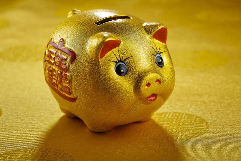 横图,彩色,背景,静物,玩具,中国,图片,纹理,艺术品,小猪,装饰品,一个,金色,储蓄罐,储蓄,摄影,单个,中国文化,东亚,美术工艺,影棚拍摄,传统文化,bj174