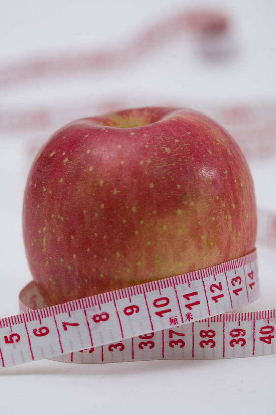 竖图,彩色,特写,白天,苹果,静物,水果,中国,亚洲,图片,食品,一个,尺,软尺,竖,摄影,东亚,影棚拍摄,bj174