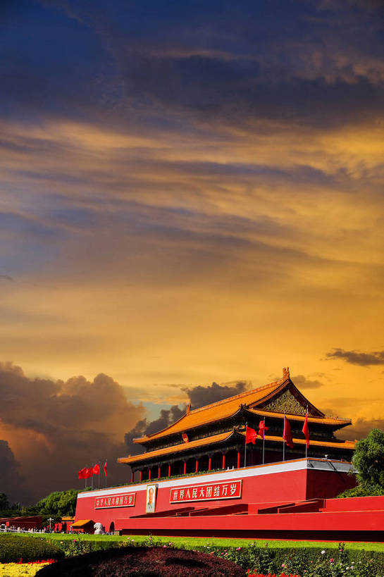 天安门,宫殿,竖图,彩色,室外,白天,旅游,度假,名胜古迹,标志建筑,地标,建筑,北京,中国,亚洲,遗迹,花坛,文化遗产,建筑群,云层,古典,合成,古迹,文物,娱乐,建设,古建筑,建筑物,天空,享受,休闲,旅游胜地,彩云,放松,竖,摄影,城楼,古代建筑,中国文化,特效,古文明,东亚,中华人民共和国,门楼,彩图,皇宫,传统文化,bj174