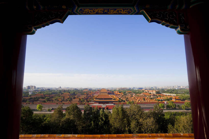 故宫,宫殿,横图,彩色,旅游,度假,名胜古迹,标志建筑,地标,建筑,北京,中国,亚洲,遗迹,图片,墙,屋顶,文化遗产,建筑群,古典,古迹,历史,文物,娱乐,建设,古建筑,建筑物,墙壁,墙面,树,古代,红色,紫禁城,享受,休闲,远景,旅游胜地,放松,摄影,城楼,文明,中国文化,古文明,东亚,中华人民共和国,门楼,古远,古代文明,旅行,故宫博物院,皇宫,神武门,bj174