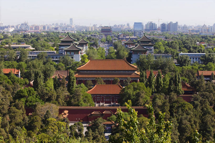 横图,彩色,旅游,度假,名胜古迹,城市风光,标志建筑,城市,地标,建筑,北京,中国,亚洲,遗迹,图片,景观,文化遗产,首都,古迹,文物,娱乐,建设,古建筑,现代建筑,历史建筑,建筑物,树木,享受,休闲,旅游胜地,放松,摄影,古代建筑,文明,中国文化,古文明,东亚,鼓楼,中华人民共和国,北京市,京,北平,华北地区,旅行,北京中轴线,bj174