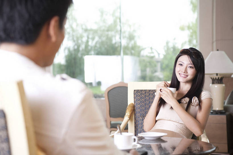 咖啡,东方人,两个人,咖啡厅,微笑,横图,彩色,室内,时尚,中国,亚洲,图片,喝咖啡,休息,休闲,放松,美女,摄影,生活方式,东亚,中华人民共和国,男人,男性,女人,女性,亚洲人,中国人,年轻人,情侣,坐着,半身,高兴,愉快,bj174