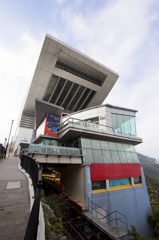 无人,游乐园,竖图,彩色,室外,白天,旅游,度假,名胜古迹,山,标志建筑,城市,地标,建筑,香港,中国,遗迹,图片,古迹,文物,娱乐,建设,现代,古建筑,地标建筑,享受,休闲,旅游胜地,放松,运输,都市风光,文明,中国文化,古文明,索道,繁荣,太平山,凌霄阁,旅行,bj174