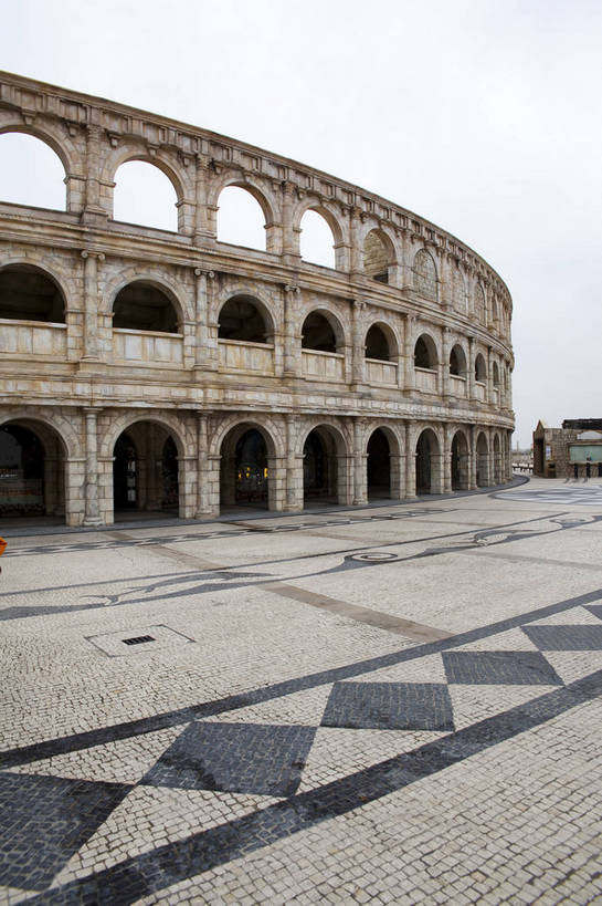 无人,码头,竖图,彩色,室外,白天,旅游,度假,名胜古迹,标志建筑,城市,地标,建筑,街道,澳门,中国,遗迹,图片,建筑群,古典,古迹,文物,娱乐,建设,古建筑,地标建筑,享受,休闲,旅游胜地,放松,都市风光,文明,中国文化,古文明,渔人码头,繁荣,旅行,bj174